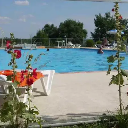 3 Etoiles - Piscine - Eebbh0